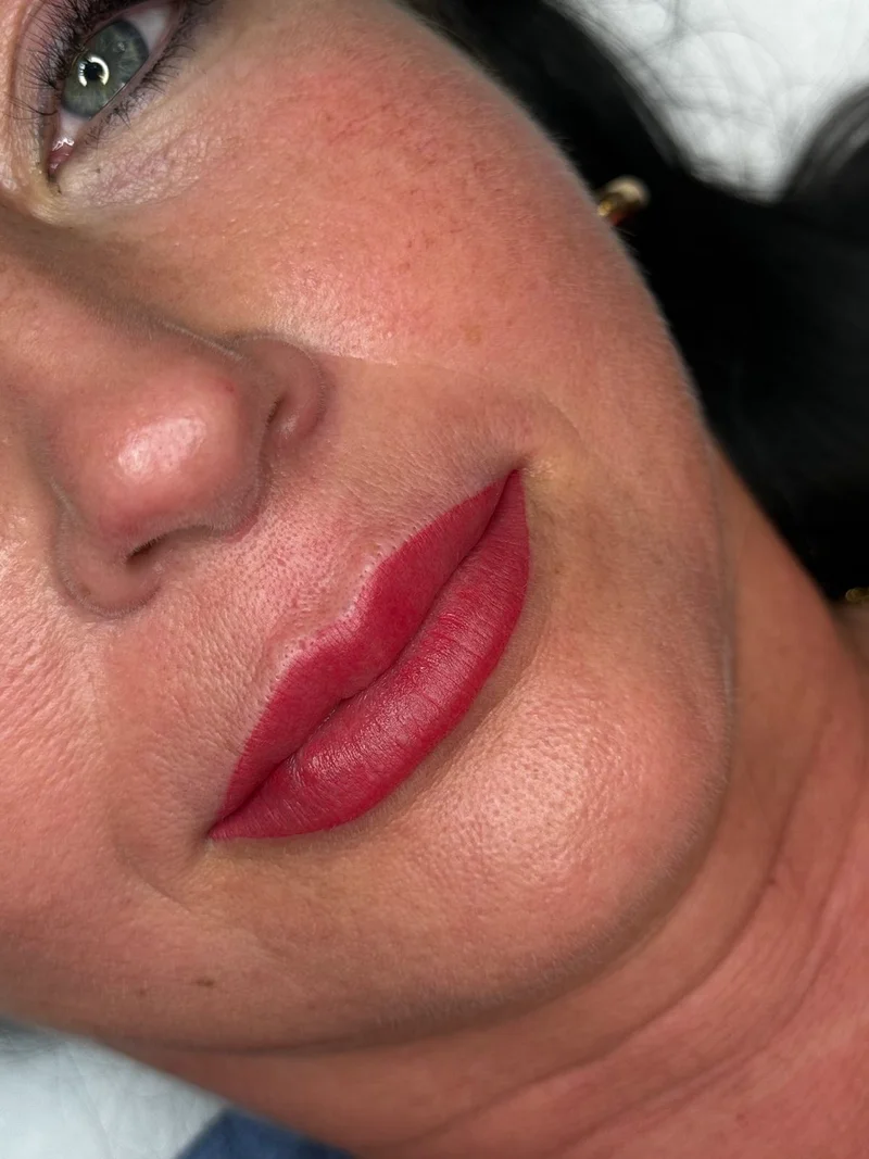 Trajna Šminka Usana - Prirodan Izgled